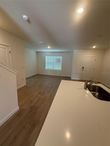 588 PRESTON COVE DRIVE, St Cloud, FL 34771