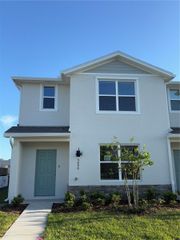 588 PRESTON COVE DRIVE, St Cloud, FL 34771