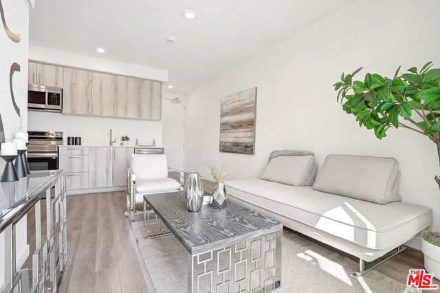 1350 Court Street, Los Angeles, CA 90026