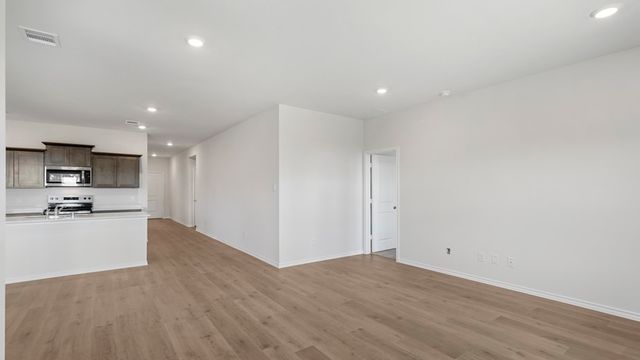 186 Charismatic Road, Waxahachie, TX 75165