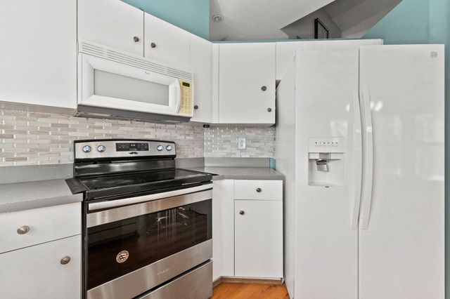 449 SE Glenwood Drive, Port St. Lucie, Port St Lucie, FL 34953