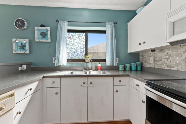 449 SE Glenwood Drive, Port St. Lucie, Port St Lucie, FL 34953