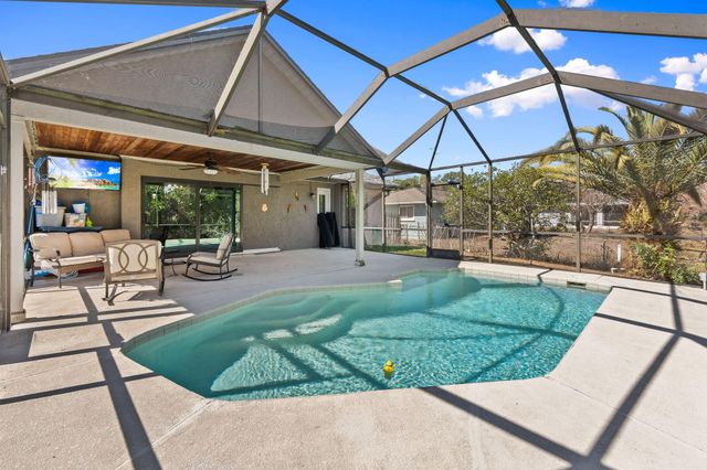 449 SE Glenwood Drive, Port St. Lucie, Port St Lucie, FL 34953