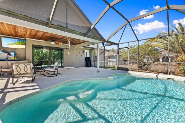 449 SE Glenwood Drive, Port St. Lucie, Port St Lucie, FL 34953