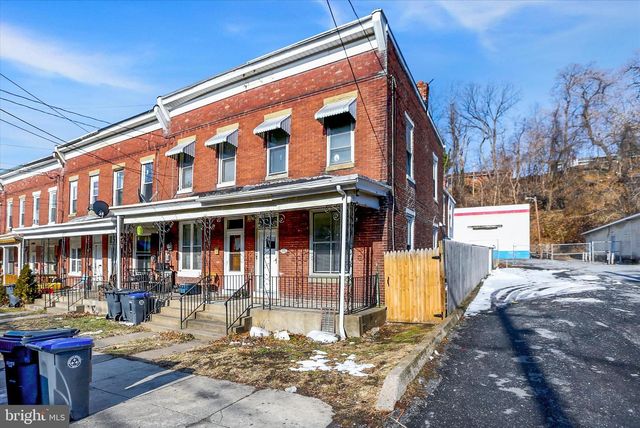 433 SWATARA ST, Steelton, PA 17113