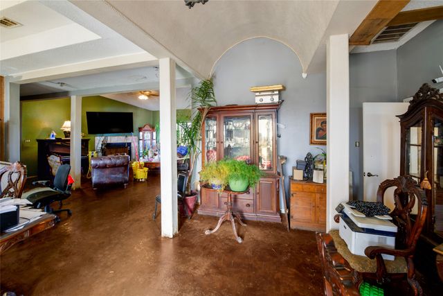 440 Vz County Road 3708, Wills Point, TX 75169