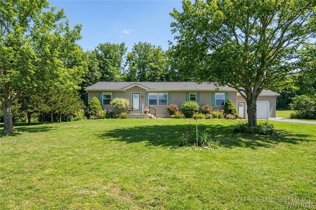 10960 Dennison Road, Hanover, NY 14062