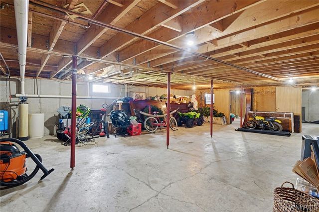 10960 Dennison Road, Hanover, NY 14062