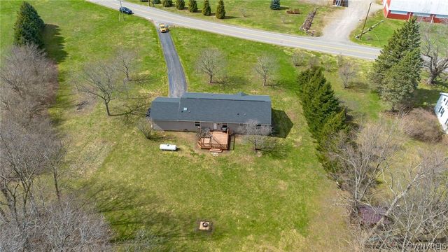 10960 Dennison Road, Hanover, NY 14062