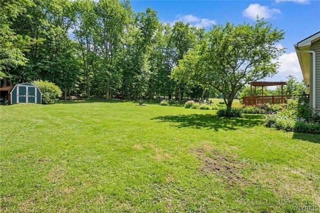 10960 Dennison Road, Hanover, NY 14062