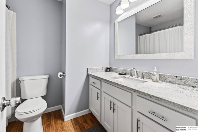 2542 S 152 Avenue Circle, Omaha, NE 68144