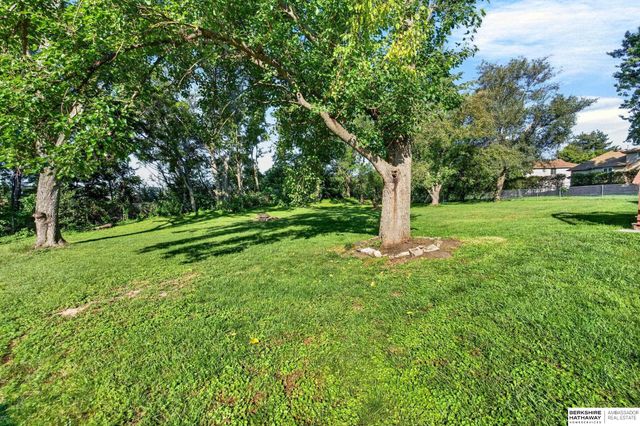 2542 S 152 Avenue Circle, Omaha, NE 68144