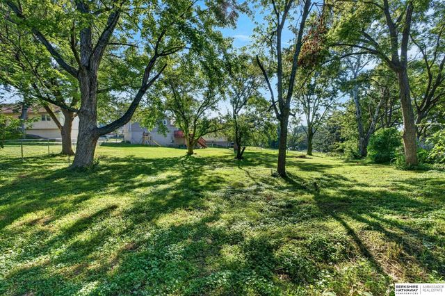 2542 S 152 Avenue Circle, Omaha, NE 68144