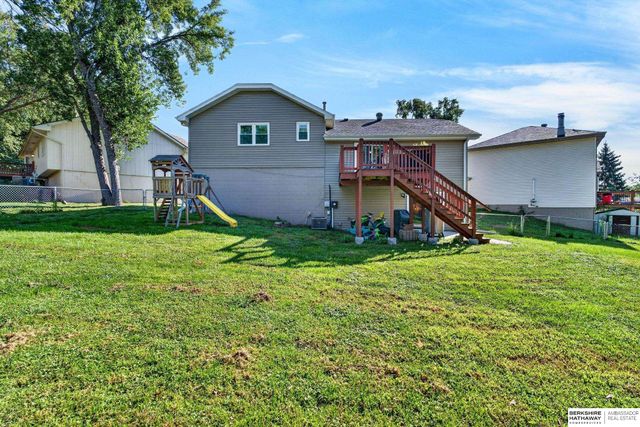 2542 S 152 Avenue Circle, Omaha, NE 68144