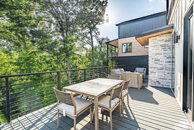 1422 Reedmont Way, Sevierville, TN 37876