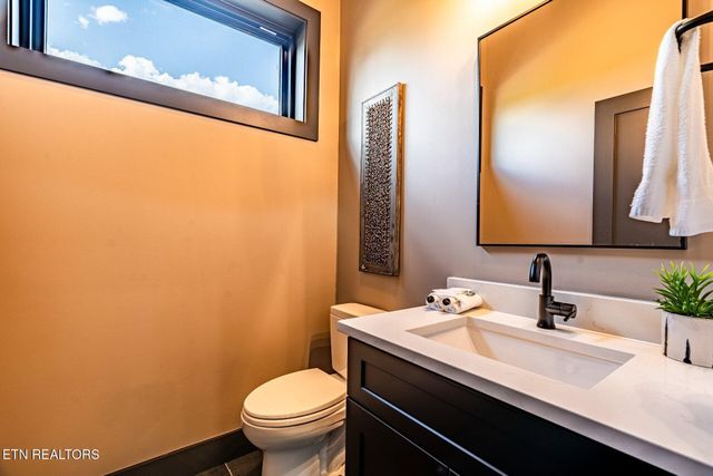 1422 Reedmont Way, Sevierville, TN 37876
