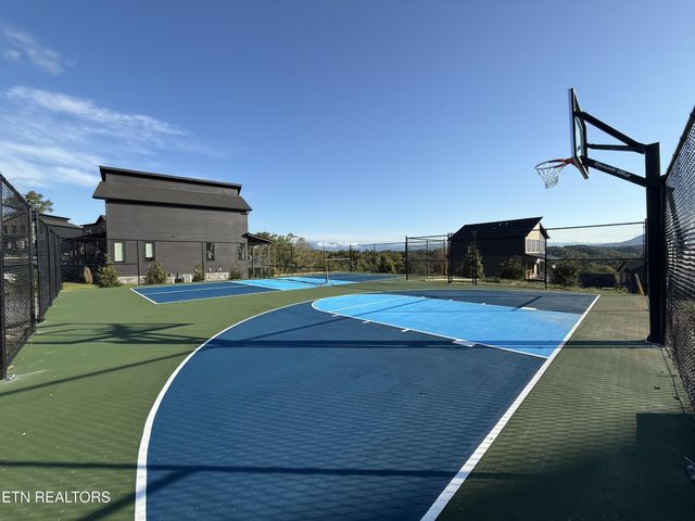 1422 Reedmont Way, Sevierville, TN 37876