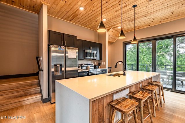 1422 Reedmont Way, Sevierville, TN 37876