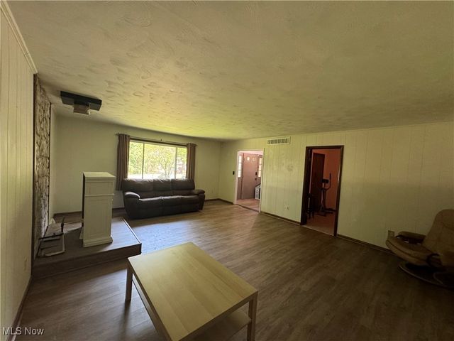 4506 Green Glen Drive, Canfield, OH 44511