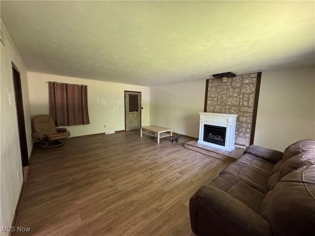 4506 Green Glen Drive, Canfield, OH 44511