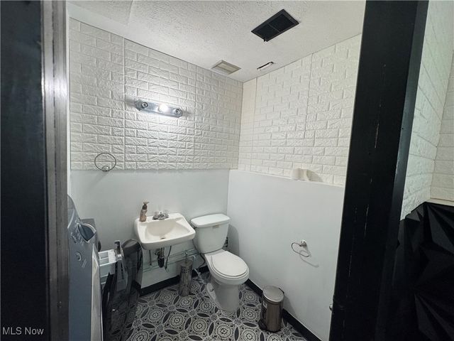 4506 Green Glen Drive, Canfield, OH 44511