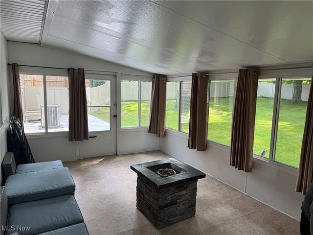 4506 Green Glen Drive, Canfield, OH 44511