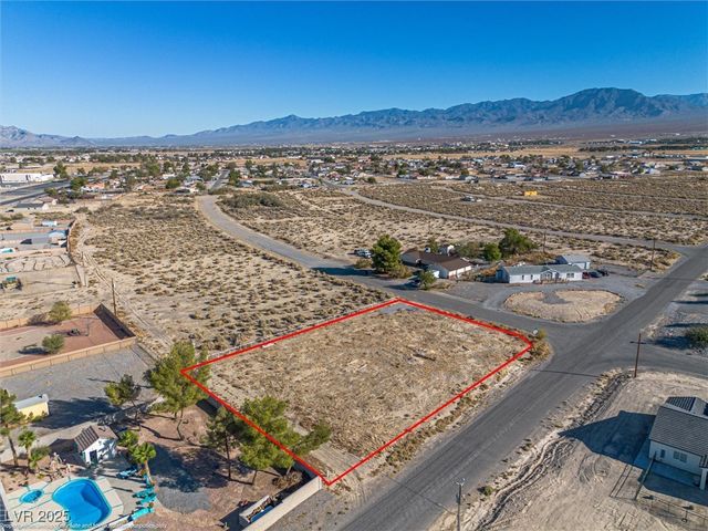 2330 South Laguna Street, Pahrump, NV 89048