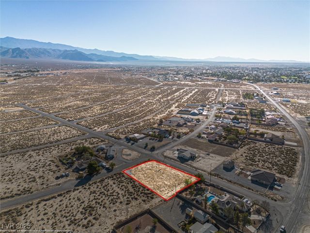 2330 South Laguna Street, Pahrump, NV 89048