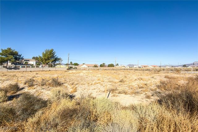 2330 South Laguna Street, Pahrump, NV 89048