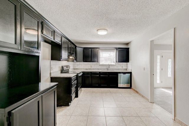 2422 Jewell Drive, Arlington, TX 76016