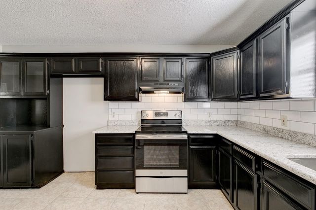 2422 Jewell Drive, Arlington, TX 76016