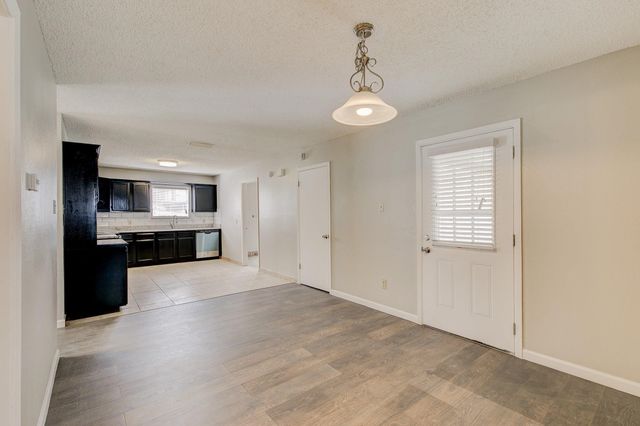 2422 Jewell Drive, Arlington, TX 76016