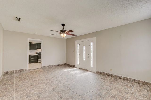 2422 Jewell Drive, Arlington, TX 76016