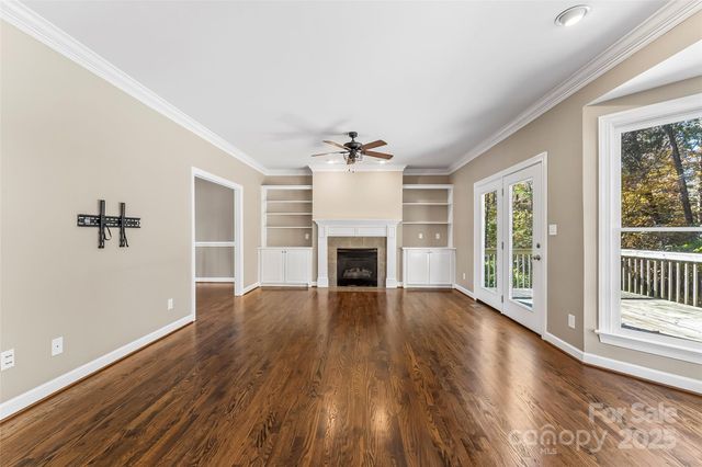 1131 38th Avenue NE, Hickory, NC 28601