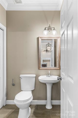 1131 38th Avenue NE, Hickory, NC 28601