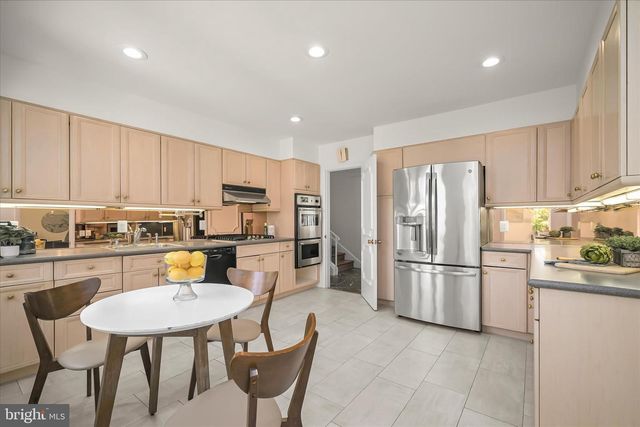 7001 HOPEWOOD ST, Bethesda, MD 20817