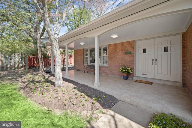 7001 HOPEWOOD ST, Bethesda, MD 20817