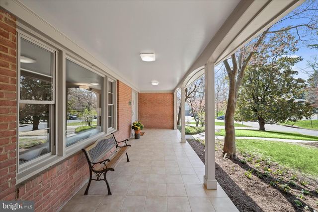 7001 HOPEWOOD ST, Bethesda, MD 20817