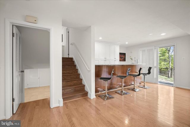 7001 HOPEWOOD ST, Bethesda, MD 20817