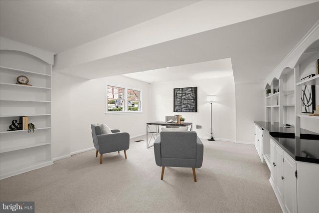 7001 HOPEWOOD ST, Bethesda, MD 20817