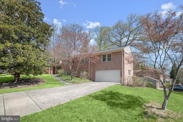 7001 HOPEWOOD ST, Bethesda, MD 20817