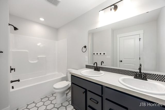 6617 Northfield Drive, Byron Center, MI 49315