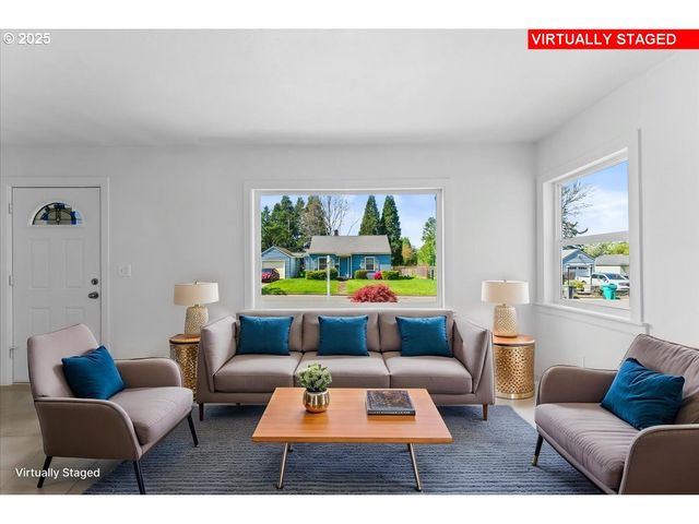 1718 Ne WALNUT Ave, Wood Village, OR 97060