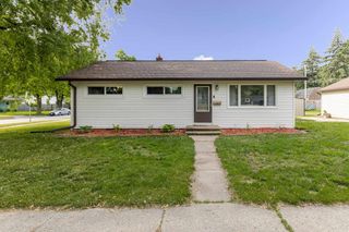 1413 E MARQUETTE STREET, Appleton, WI 54911