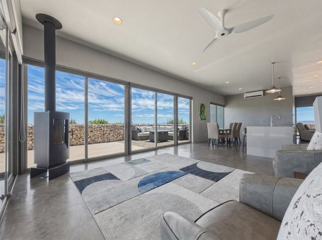 13 Sendero Ensueno, Santa Fe, NM 87506