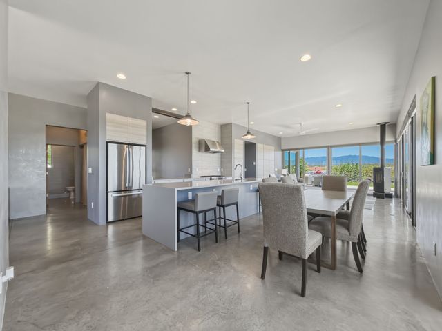 13 Sendero Ensueno, Santa Fe, NM 87506