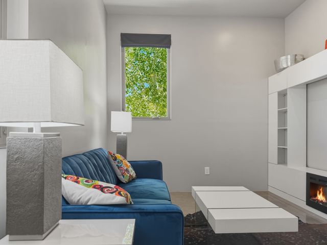 13 Sendero Ensueno, Santa Fe, NM 87506