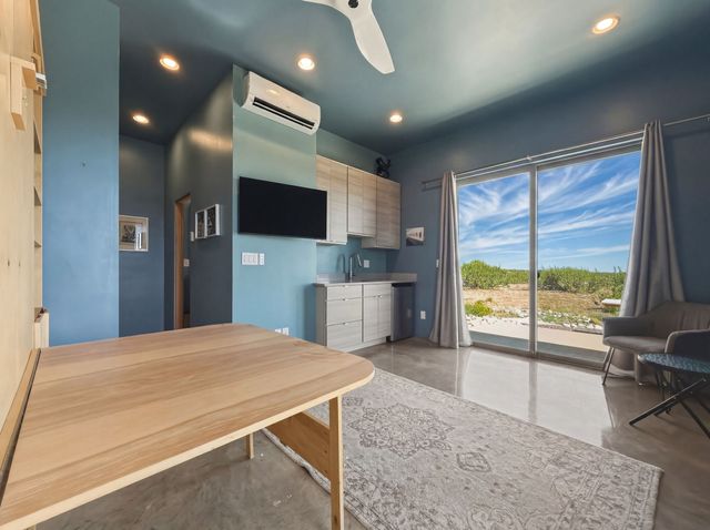 13 Sendero Ensueno, Santa Fe, NM 87506
