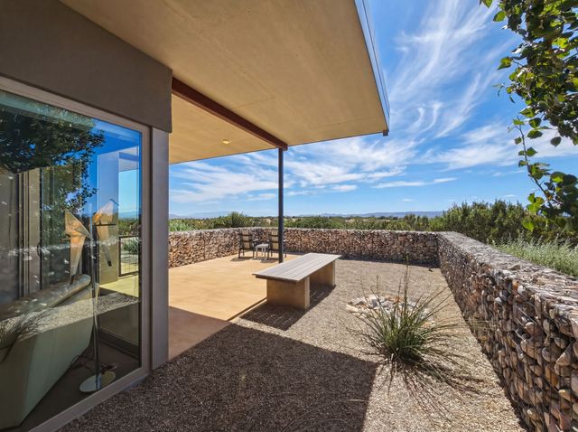 13 Sendero Ensueno, Santa Fe, NM 87506