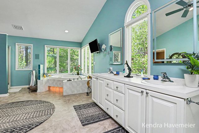 8261 Bush Drive NE, Rockford, MI 49341